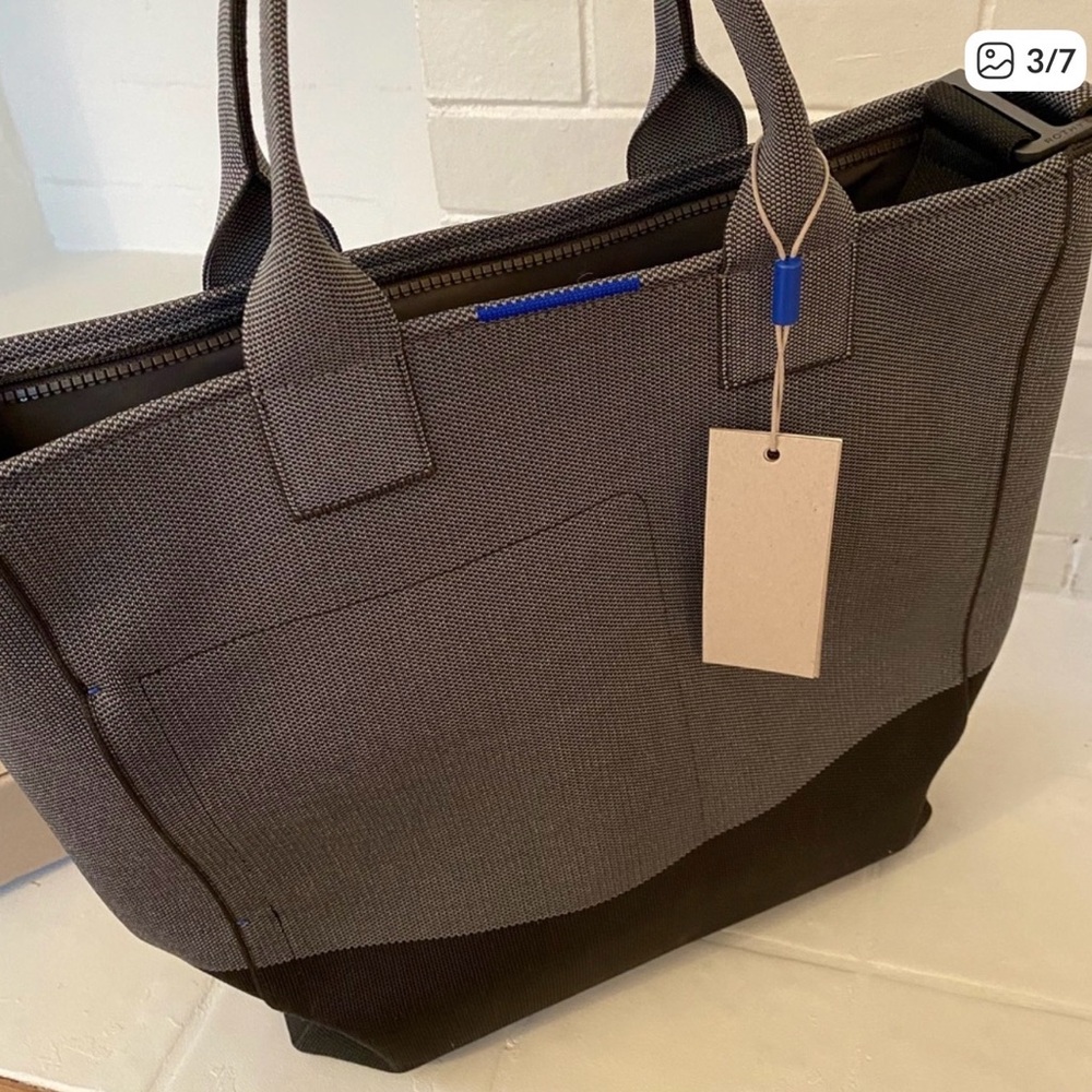 The carryall — rothys